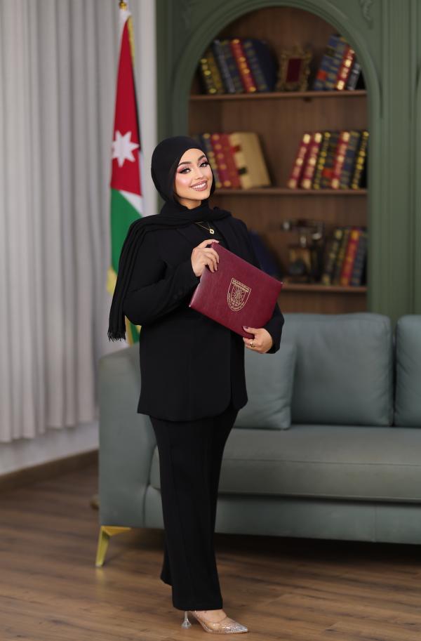 دعاء جمال المفلح  ..  مبارك التخرج