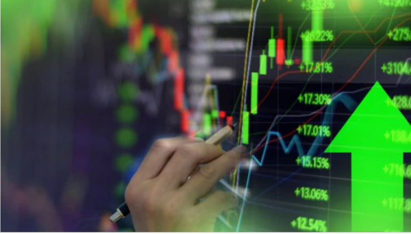 الأسهم العالمية تبلغ ذروة قياسية جديدة