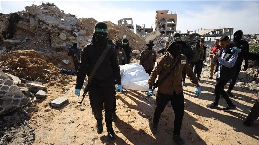 انتشال رفات 101 فلسطيني من تحت أنقاض منازل مدمرة في غزة