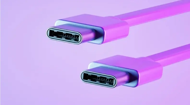 إليك السبب ..  ليس كل منفذ USB-C قادرًا على شحن اللابتوب