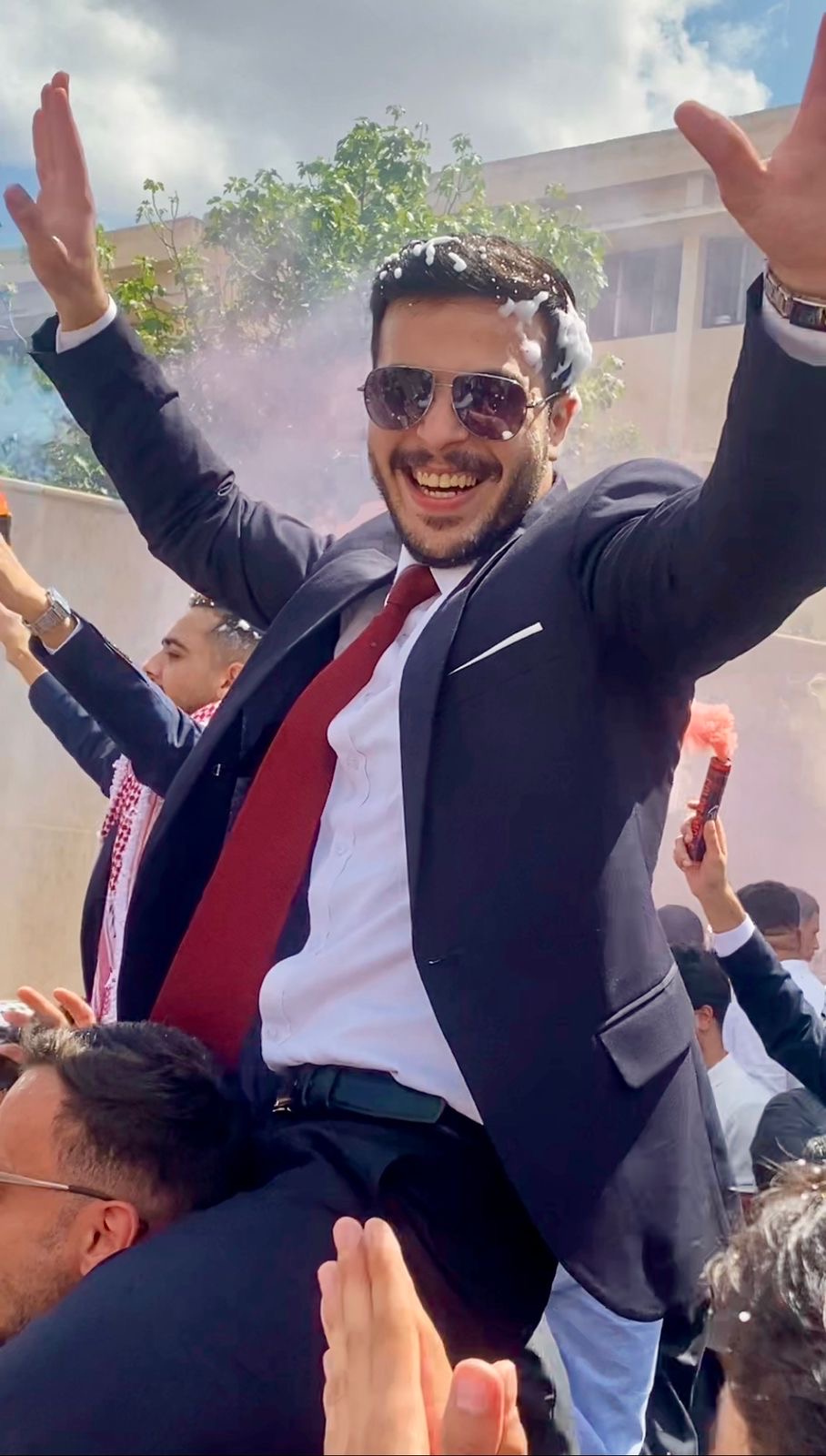 المهندس اسماعيل المصري  ..  مبارك التخرج