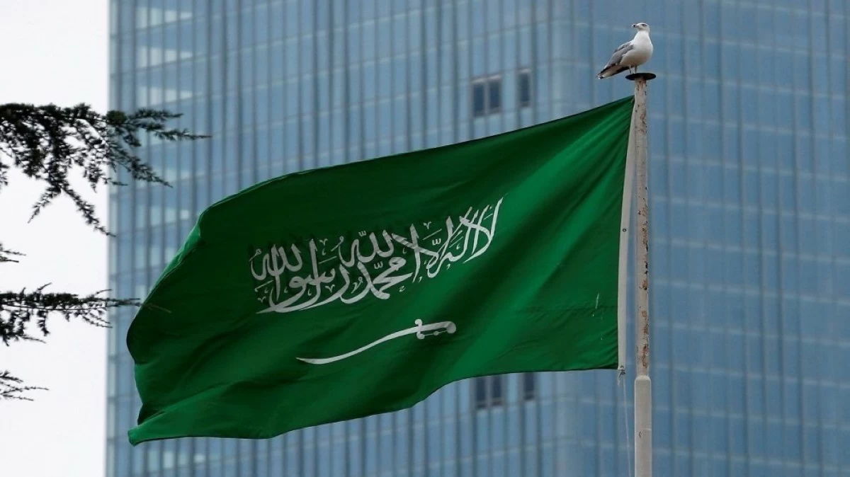 الدفاع المدني السعودي يرفع التحذير من الخطر في خميس مشيط