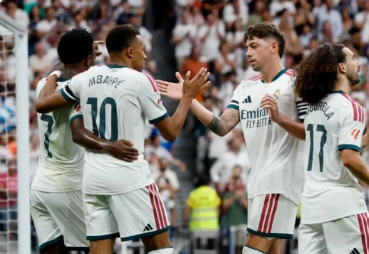 ريمونتادا ملكية مجنونة ..  ريال مدريد يهزم روما وباريس يُسقط السيتي
