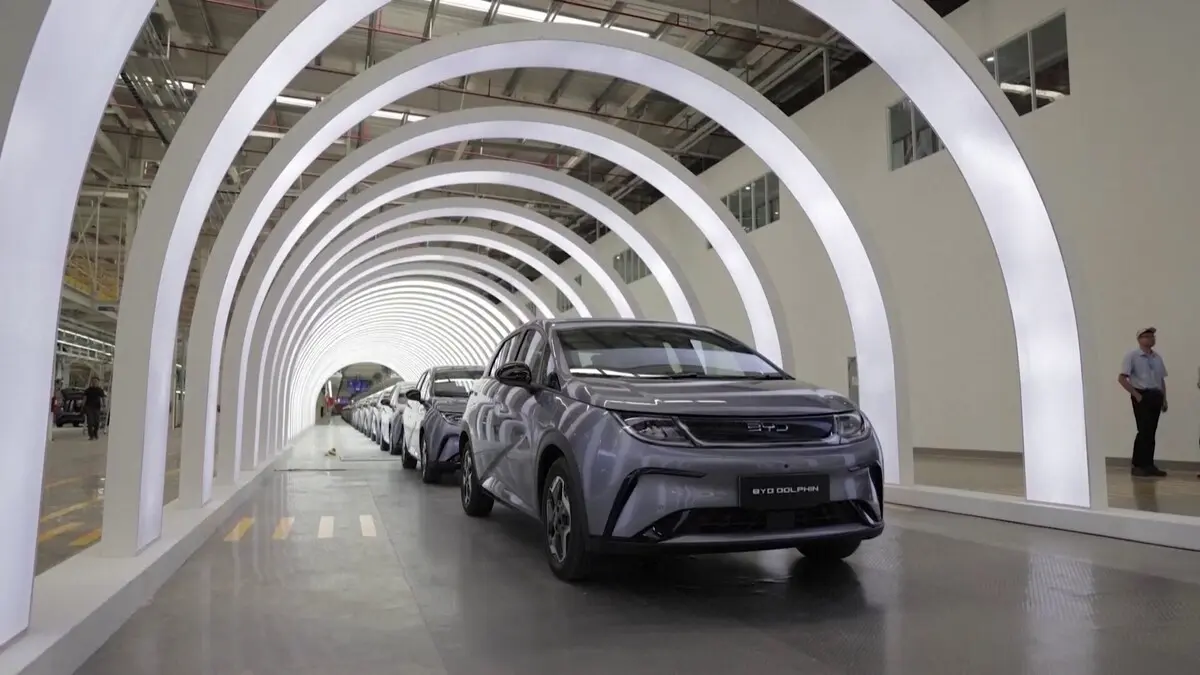 أسهم "BYD" تقود صعود شركات السيارات الكهربائية الصينية