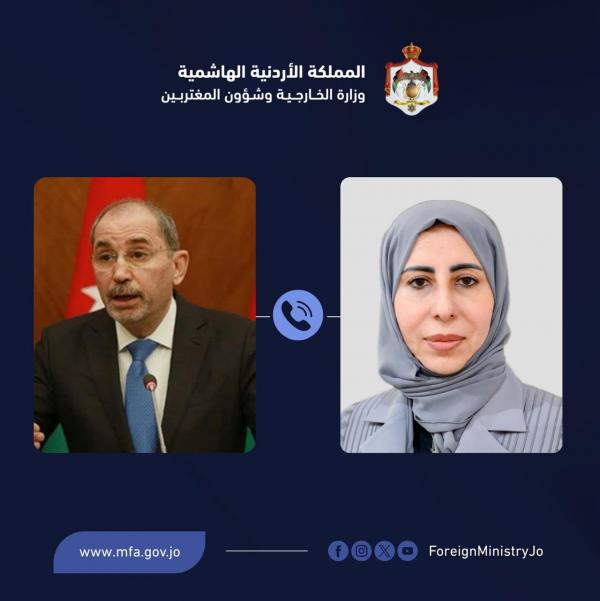 وزير الخارجية يجري اتصالا هاتفيا مع نظيرته اليمنية