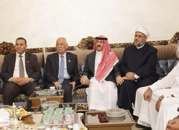 العيسوي يطمئن على صحة المحافظ السابق تركي اخوارشيدة
