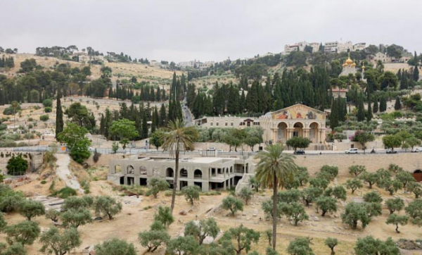 الأردن: استيلاء الاحتلال على أراضٍ لبطريركية في القدس خرق وانتهاك