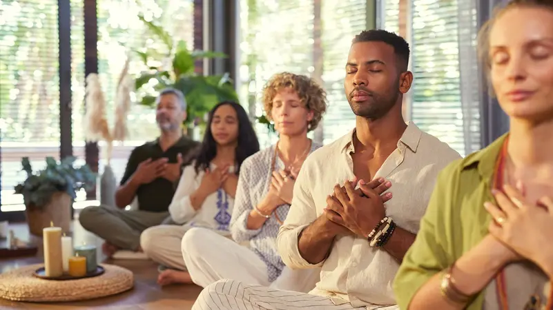 بحث علمي ..  7 أيام من التأمل يمكن أن تعيد برمجة دماغك