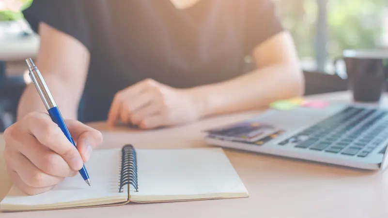 عندما تصبح الكتابة اللغة الأكثر صدقاً للفكر