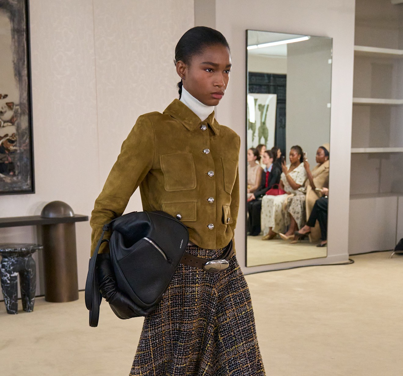 ألتوزارا لخريف 2026 ..  أناقة يومية بنَفَس درامي