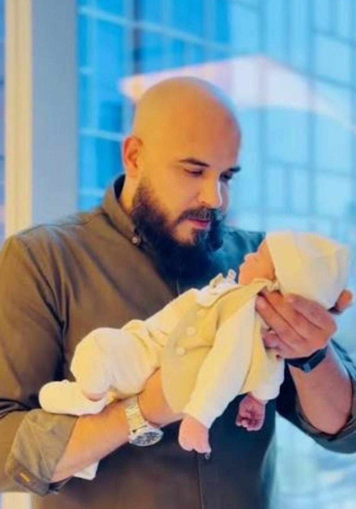 محمد الجنايني  ..  مبارك المولود الجديد