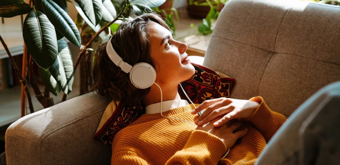 الموسيقى والاسترخاء: كيف تعزز صحتنا النفسية؟