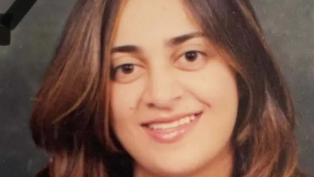 بأزمة قلبية مفاجئة ..  وفاة الابنة الوحيدة للفنانة نجلاء فتحي